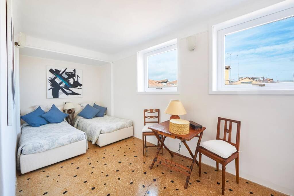 Apartamento Ca' Fenice, Charming In San Marco, Sleep 7